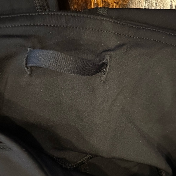 Lululemon black leggings with camo mesh detail - Picture 8 of 16